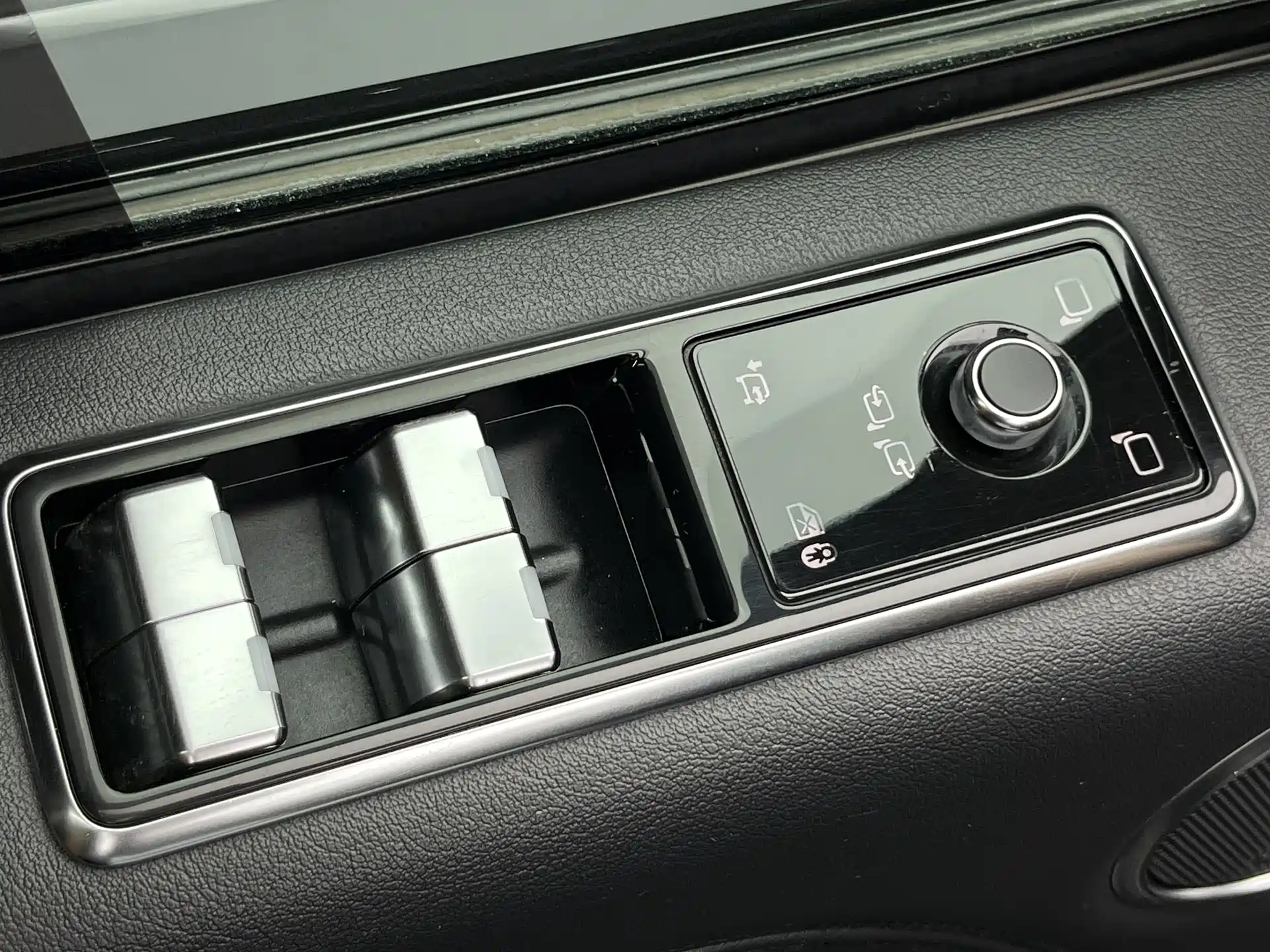 Фото 10 - Land Rover Range Rover