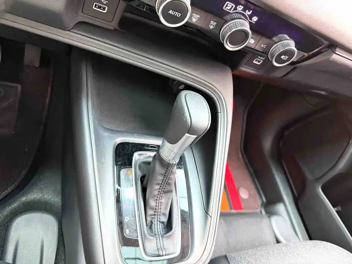 Photo 8 - Honda Vezel