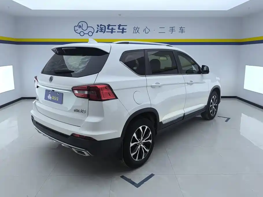 Dongfeng Fengxing Jingyi X5 2017 2017 Joy Series 1.6L CVT Luxury