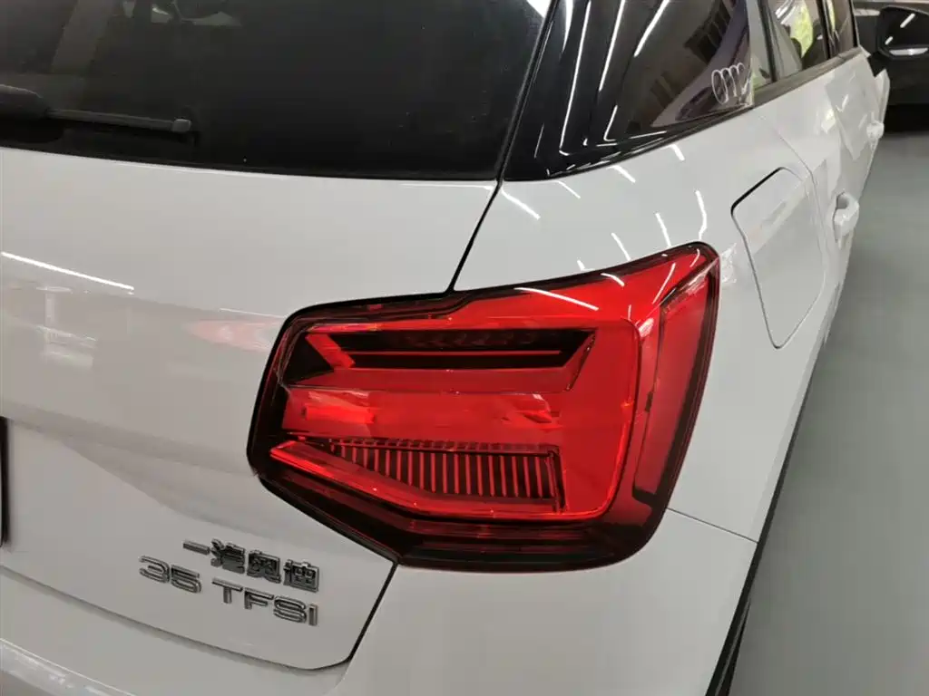 Audi Q2L 2021 35 TFSI Progressive Dynamic фото 8