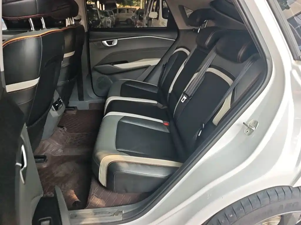 Baojun RC-6 2020 2019 1.5T CVT 24-hour Online Luxury