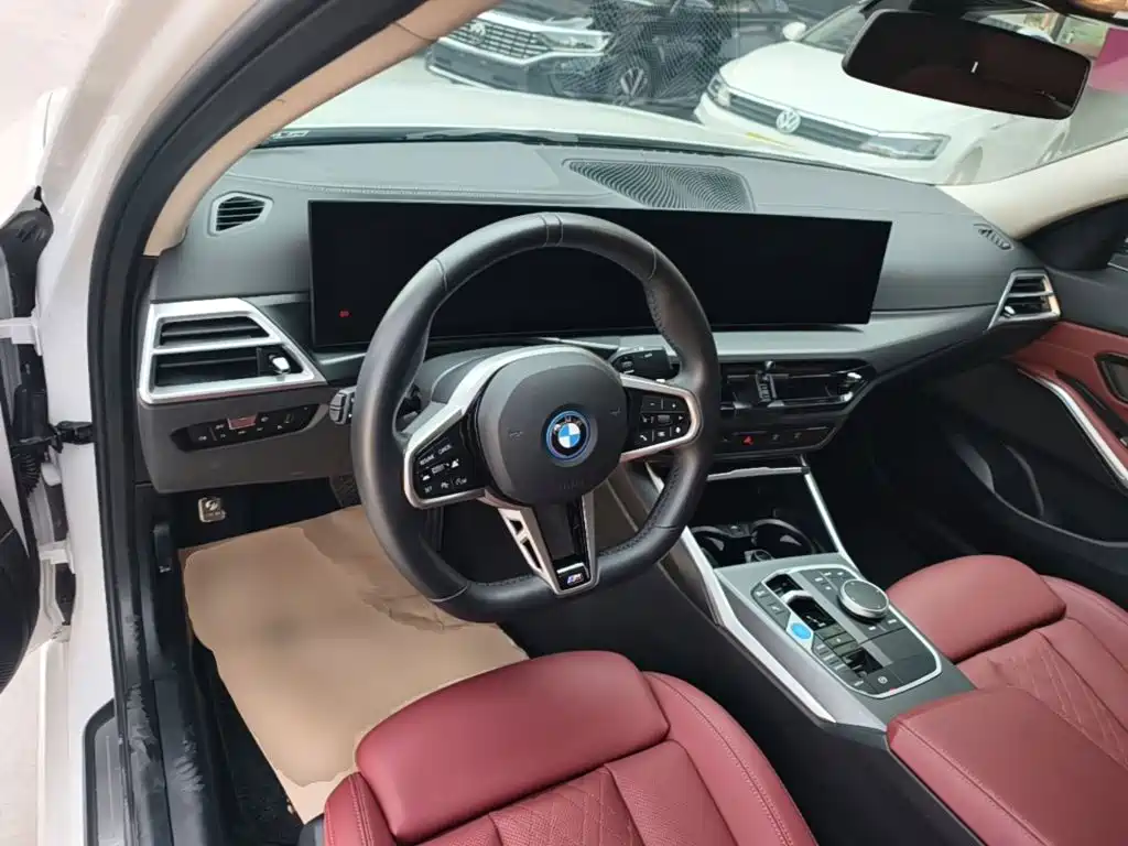 BMW i3 2025 2025 eDrive 35 L