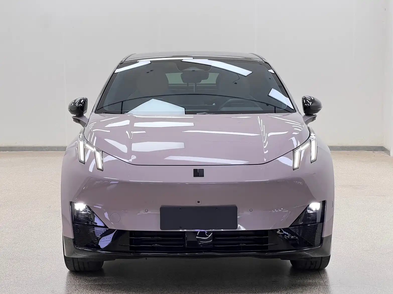 Фото 2 - Lynk & Co Z20