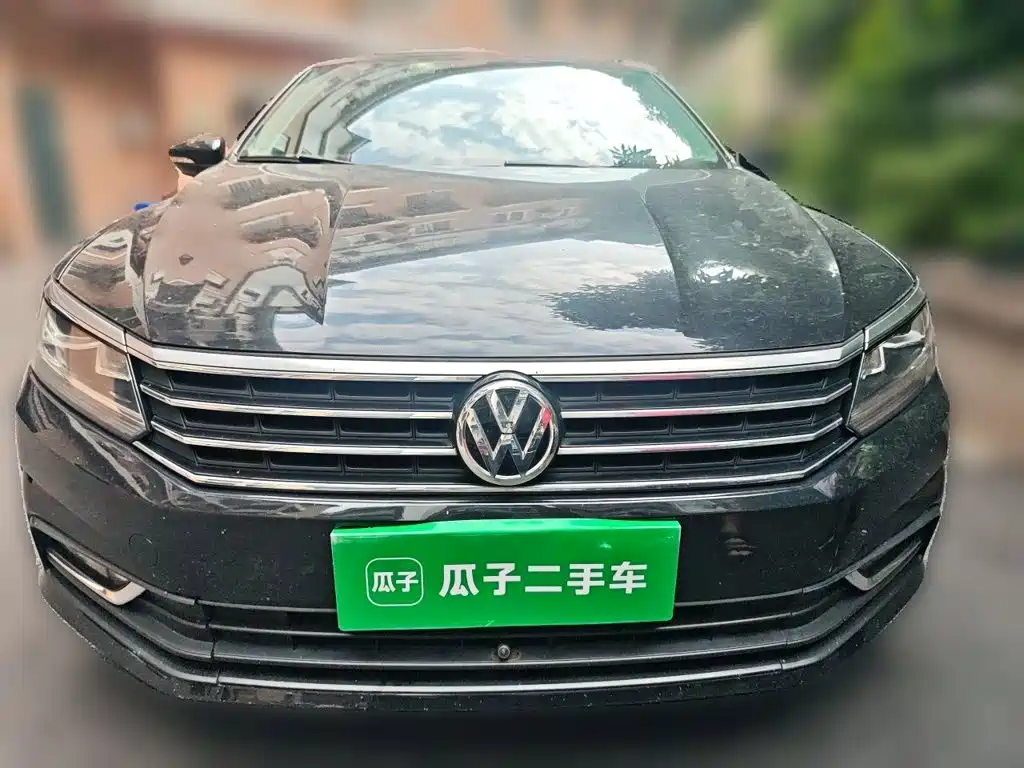 Фото 24 - Volkswagen Passat