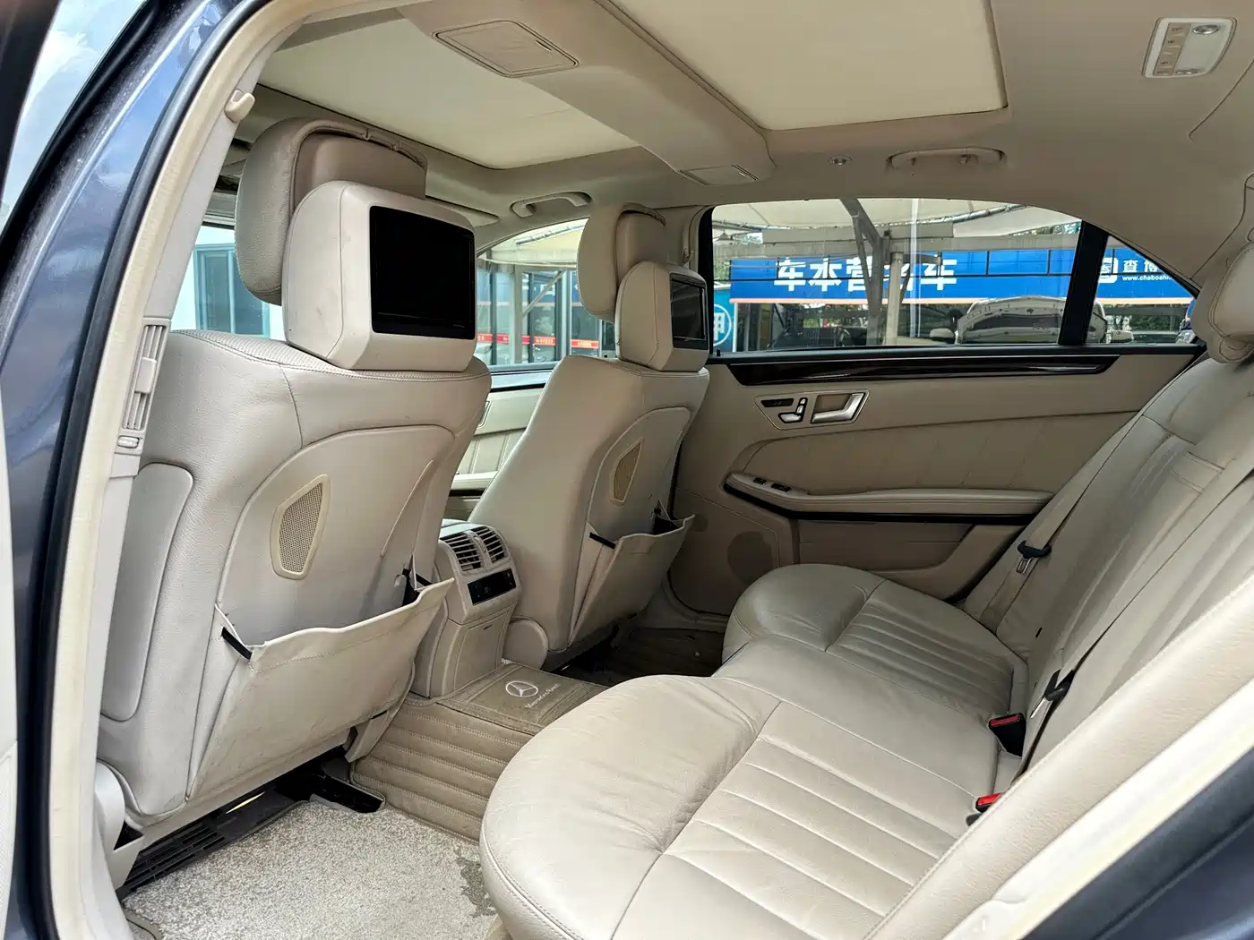 Mercedes-Benz E-Class 2014 E 300 L фото 11