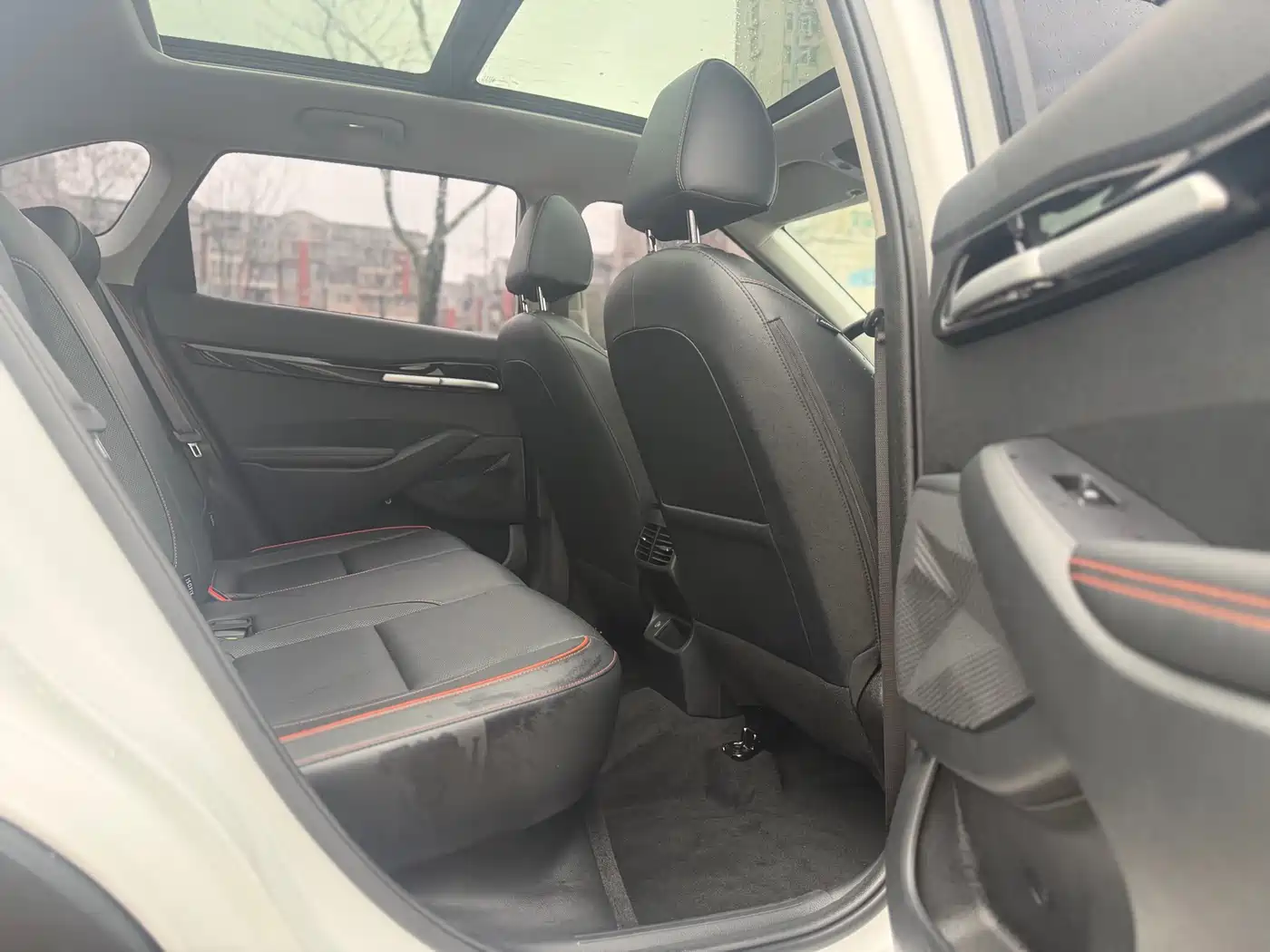 Kia Seltos 2023 1.5L CVT Luxury Edition фото 10