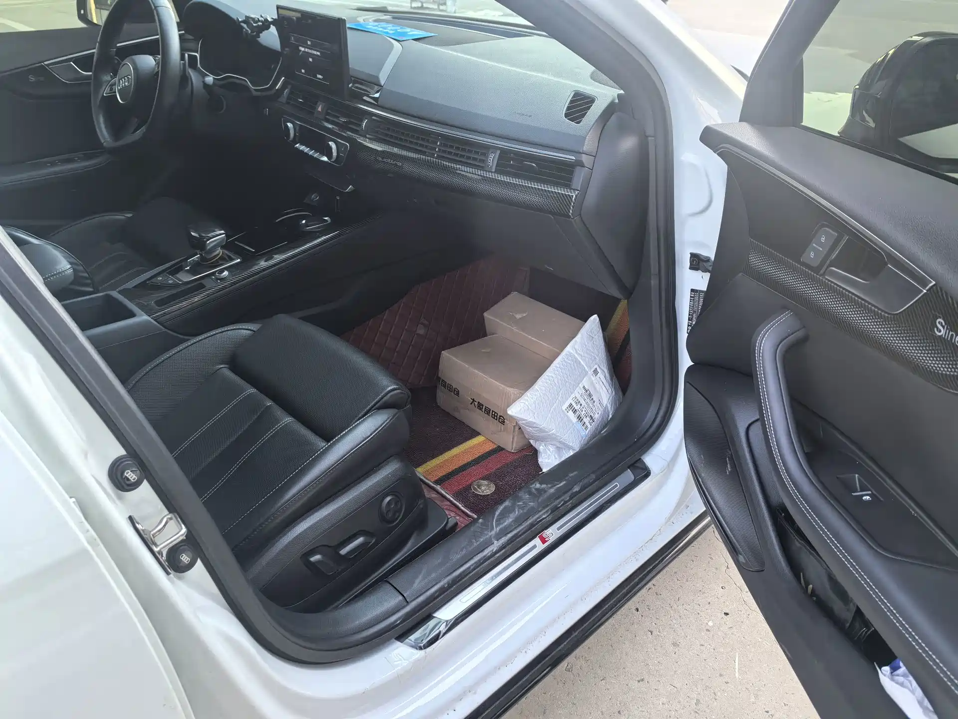 Photo 10 - Audi A4L