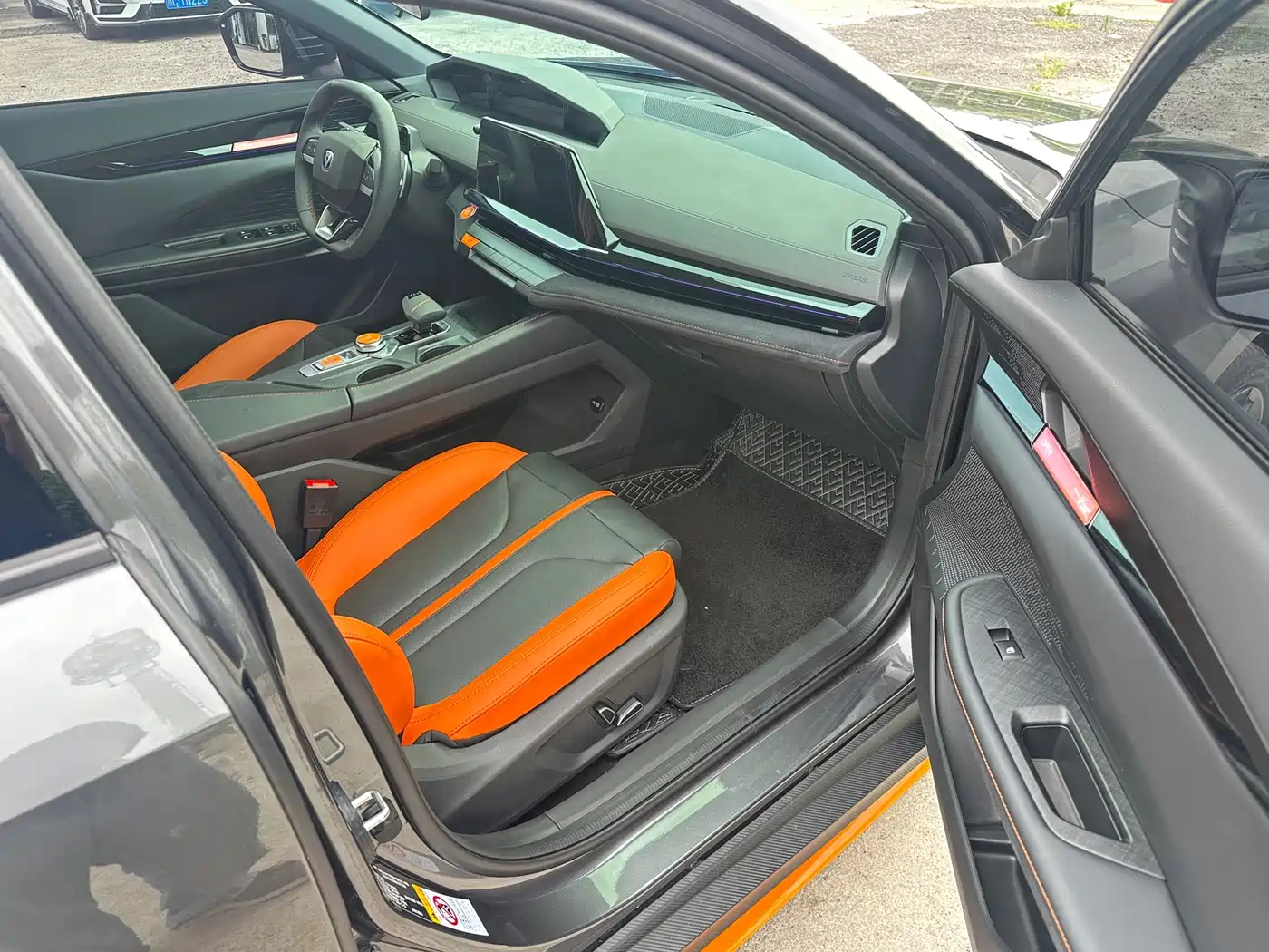 Changan UNI-V 2025 2024 1.5T Deluxe Sport