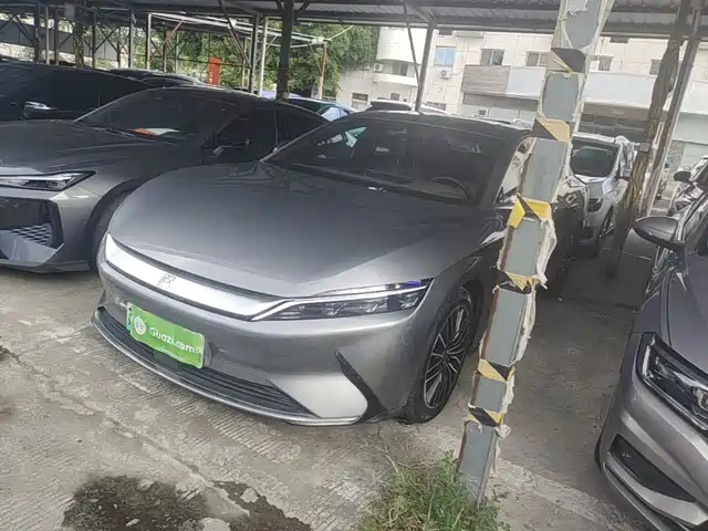 BYD Han EV, Стандартный запас хода, Люкс
