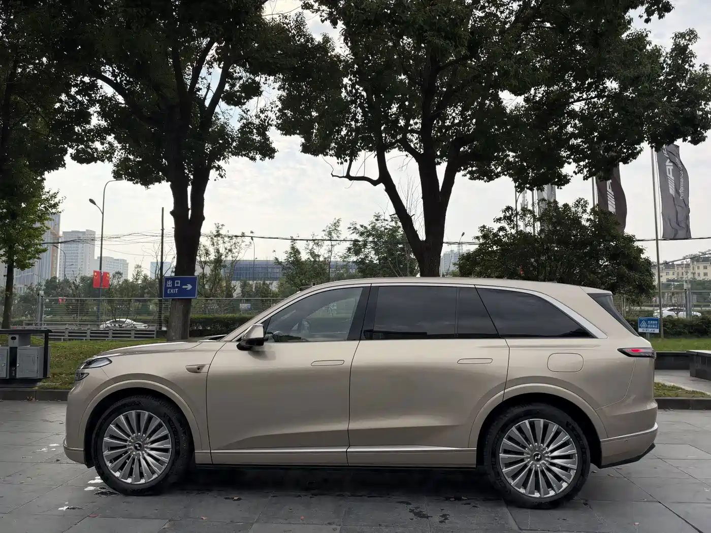 Ledao L90 2025 2025 AWD Base Model