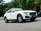 Фото 3 - Maserati Levante