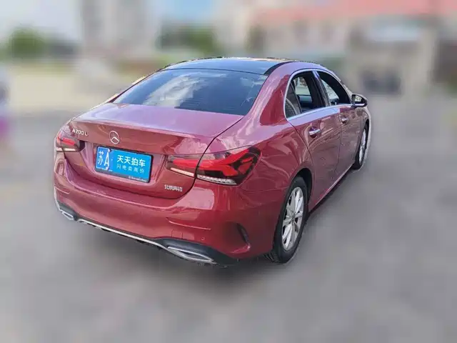 Mercedes-Benz A-Class 2021 A 200 L Sport Sedan Fashion Edition — фото 2