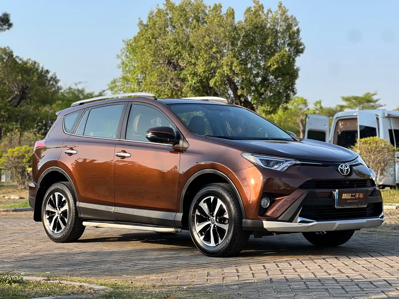 Toyota RAV4 Rongfang 2016 2.0L CVT 2WD Smart (China V) фото 3
