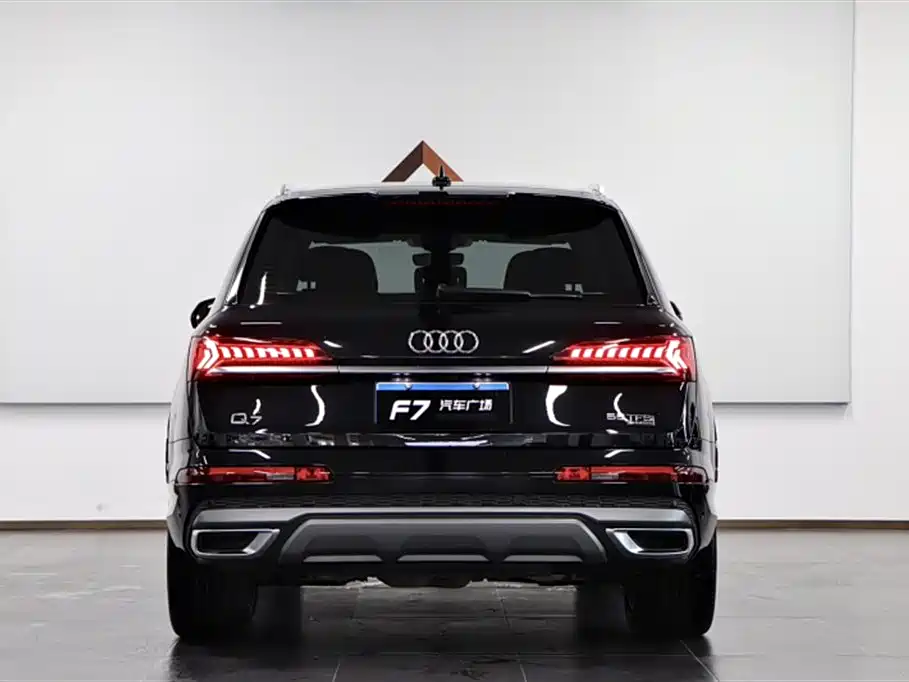 Audi Q7 2020 55 TFSI quattro S line Sport фото 5