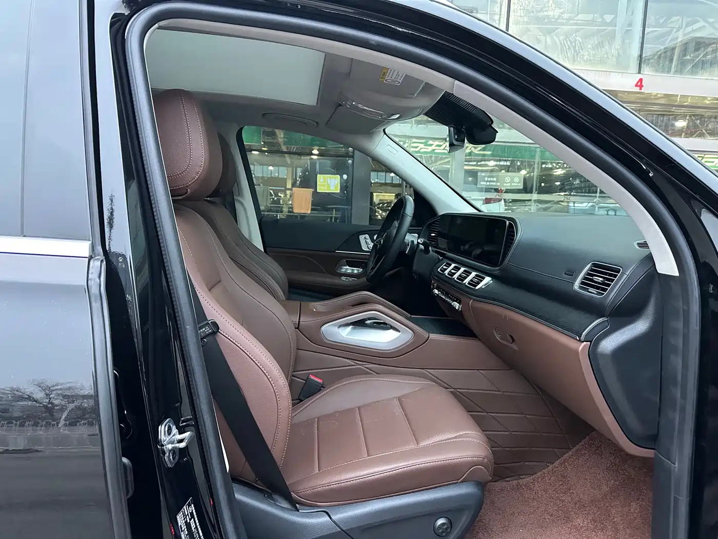 Mercedes-Benz GLE 2024 GLE 450 4MATIC Luxury фото 14
