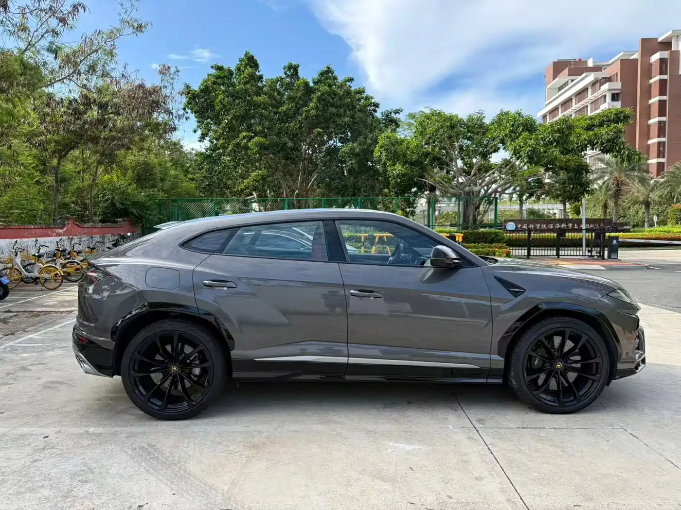 Lamborghini Urus 2022 2021 4.0T V8