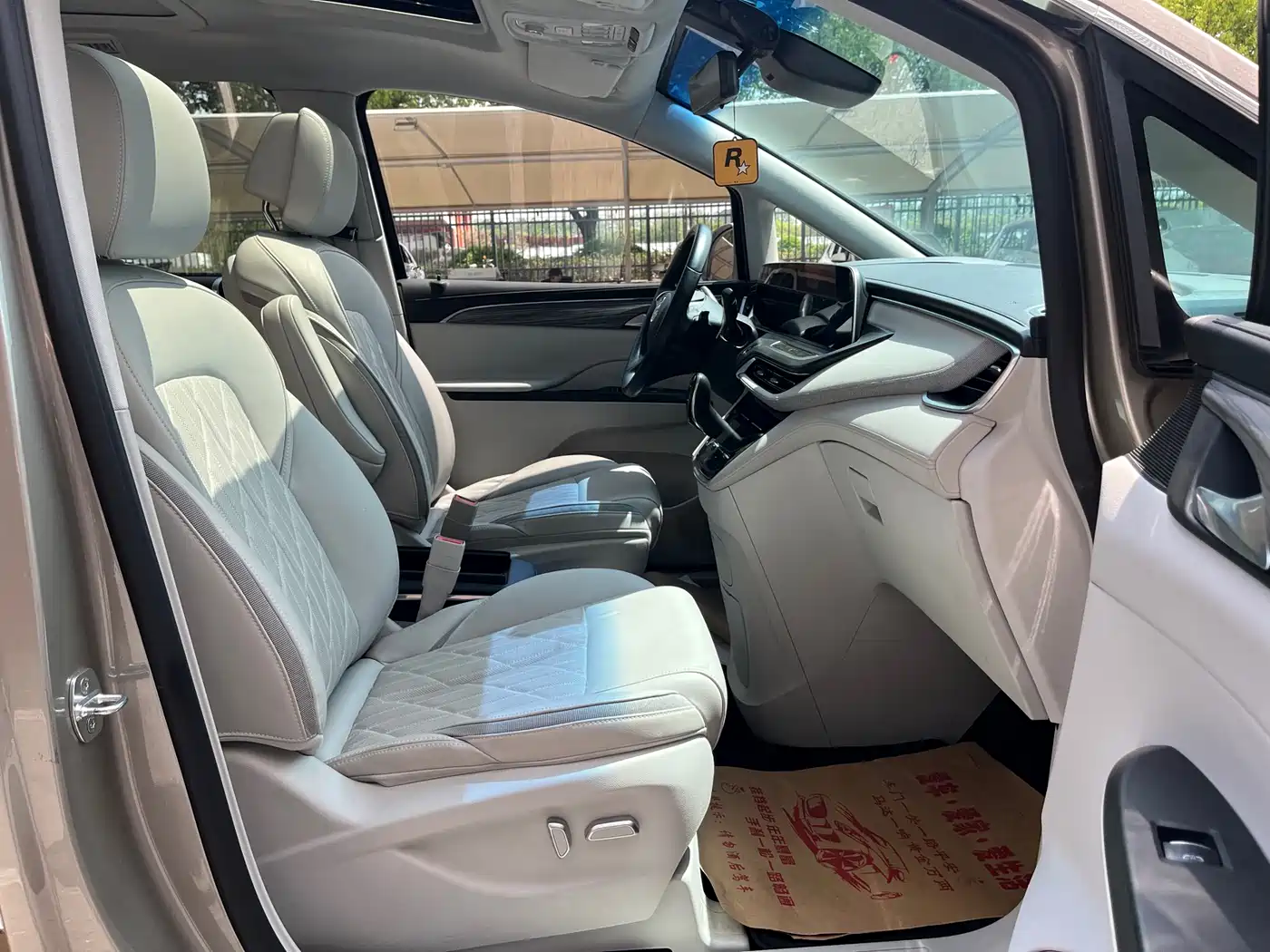 Buick GL8 2023 ES Landmaster 653T Smart Luxury Harmony Edition фото 17