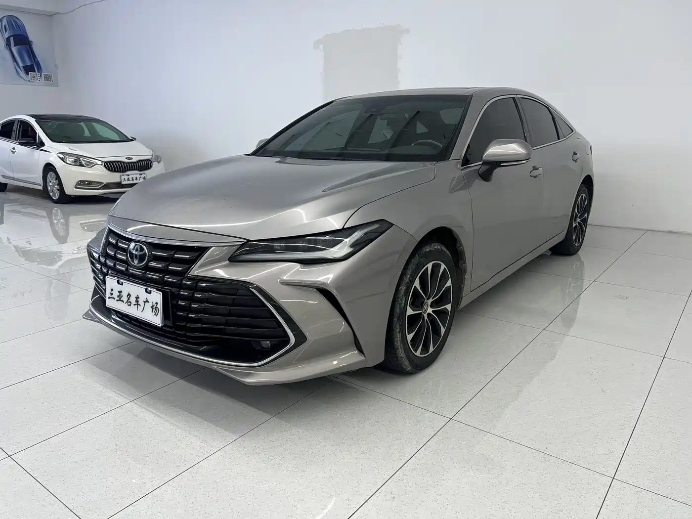 Toyota Avalon 2023 2.0L Aspiration Edition фото 10