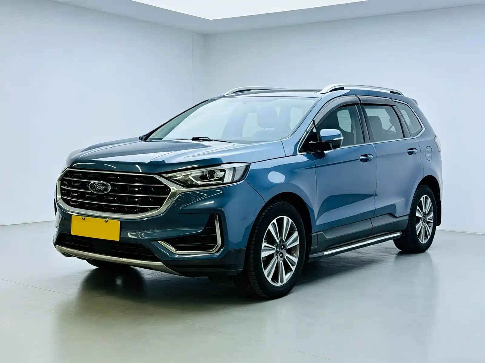 Фото 1 - Ford Edge