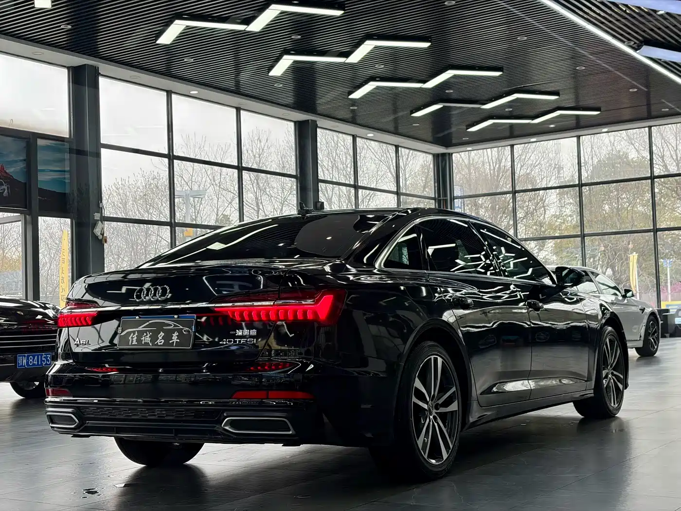 Audi A6L 2021 40 TFSI Luxury Sport фото 2