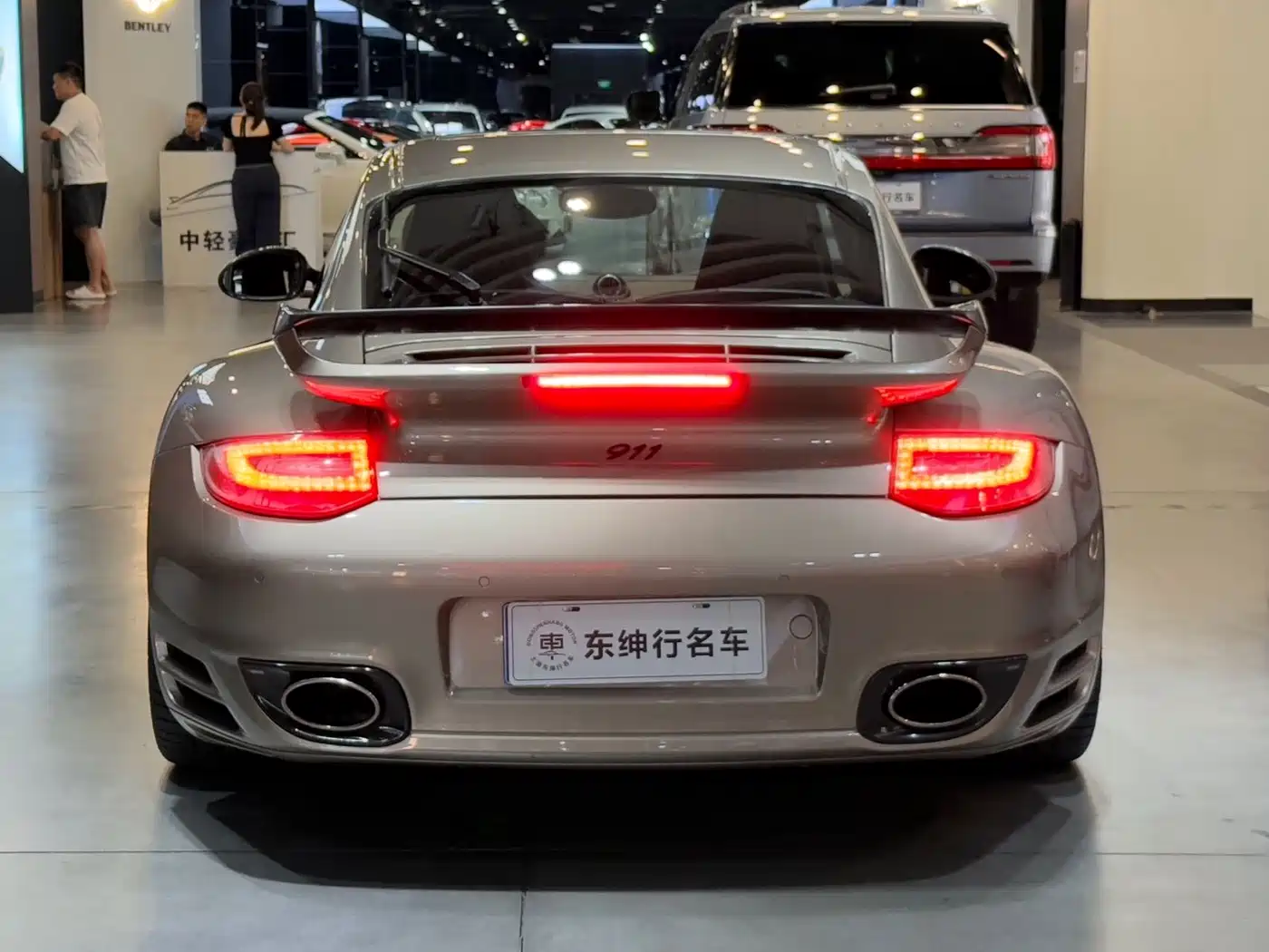 Porsche 911 2010 Turbo S 3.8T фото 5