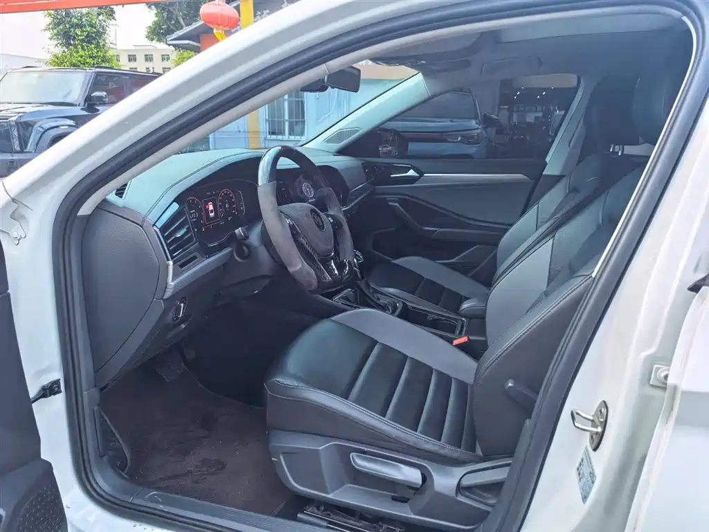 Volkswagen Sagitar 2022 280TSI DSG Soaring Edition фото 5