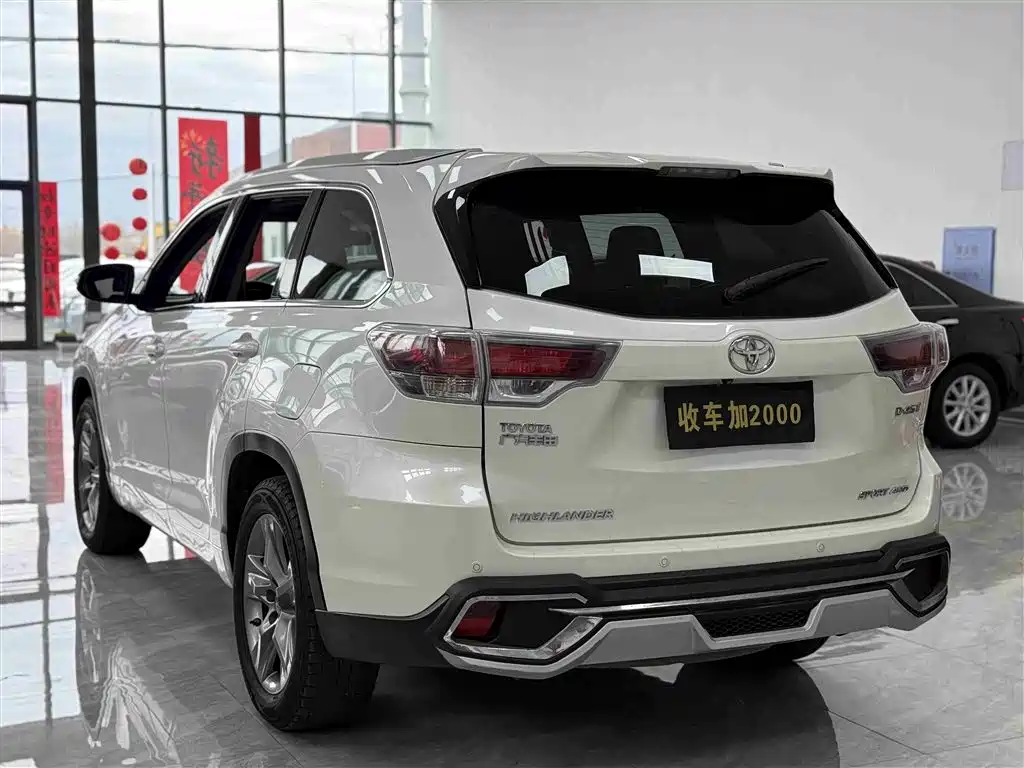 Toyota Highlander 2015 2.0T AWD Luxury Edition 7-seater фото 9
