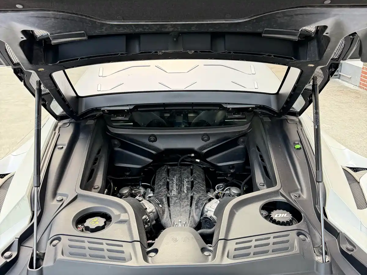Maserati MC20 2023 2023 3.0T Standard Edition