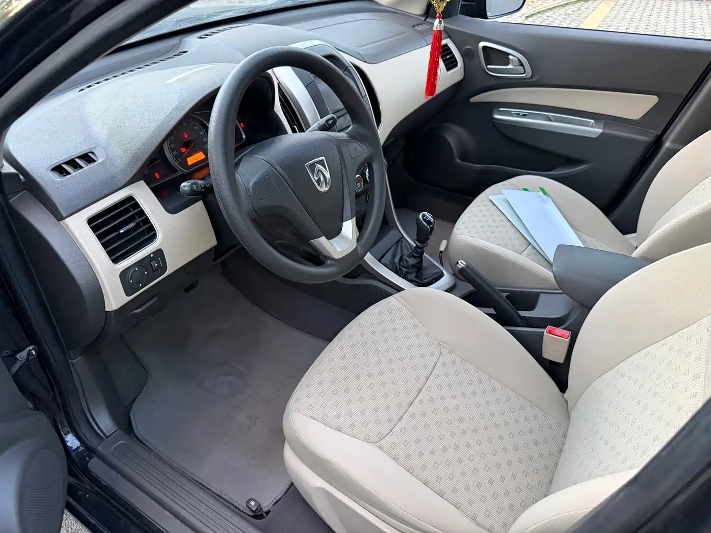 Baojun 630 2014 2014 1.5L Manual Standard