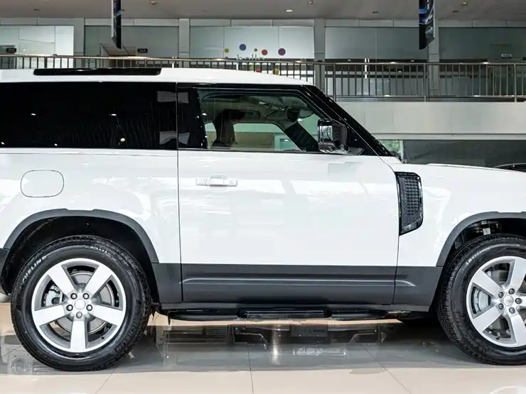 LAND ROVER GUARD