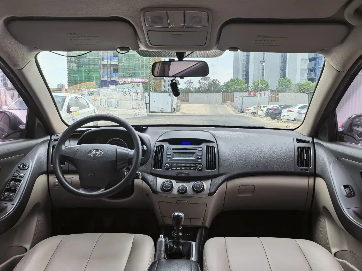 Hyundai Elantra 2011 1.6L Manual Comfort фото 17