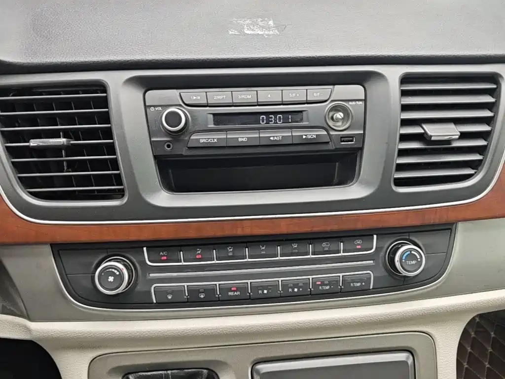 Maxus G10 2015 2015 2.4L Manual Commemorative Edition