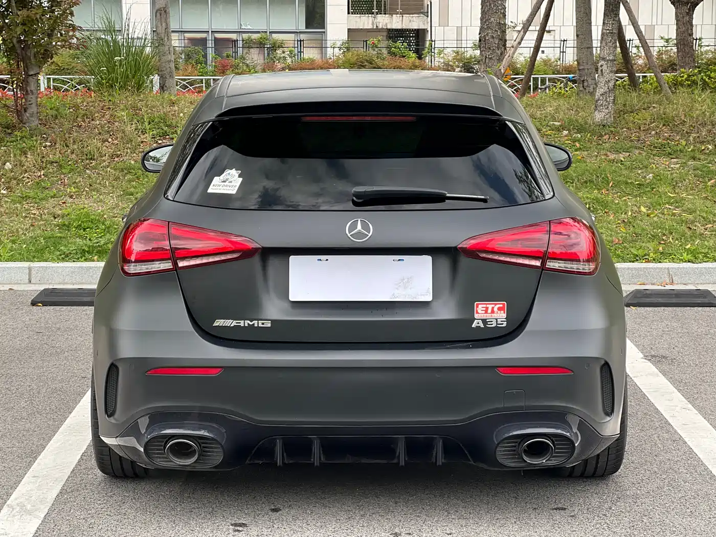 Mercedes-Benz A-Class AMG (Import) 2020 AMG A 35 4MATIC фото 5