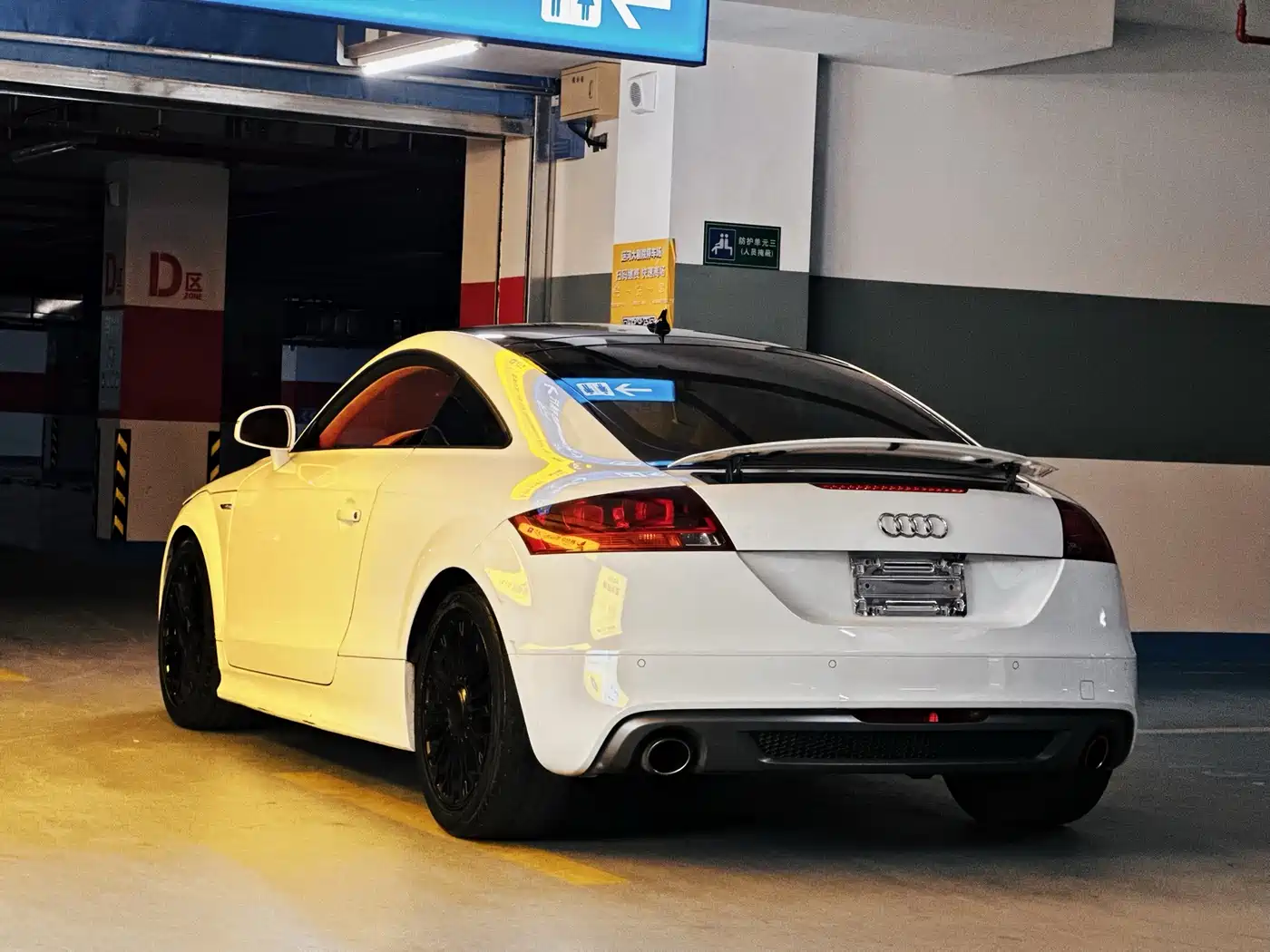 Audi TT 2011 TT Coupe 2.0TFSI фото 4