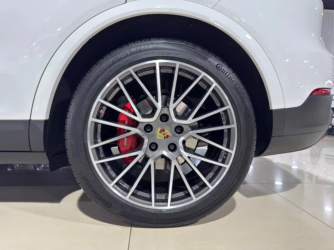 PORSCHE CAYENNE