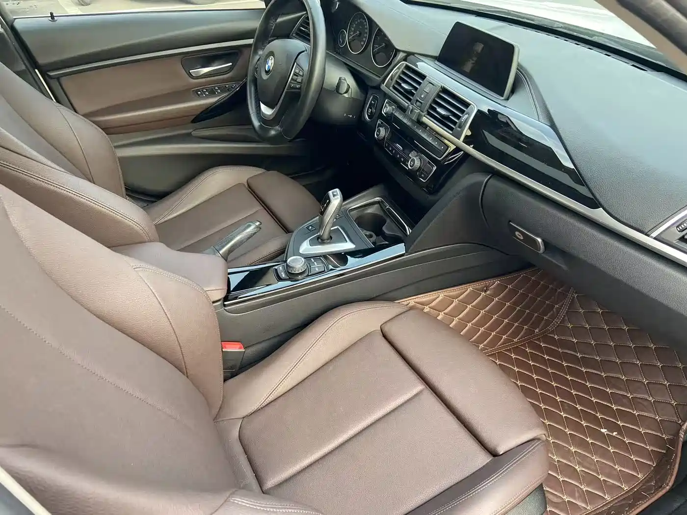 BMW 3 Series 2018 320Li Fashion Style фото 13