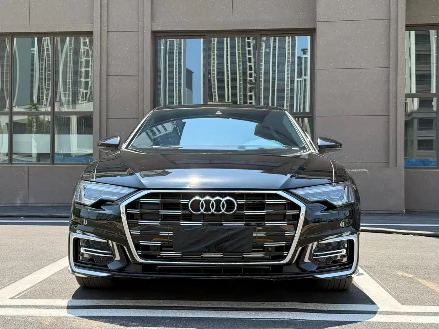 Audi A6L 2023 40 TFSI Luxury Dynamic фото 2
