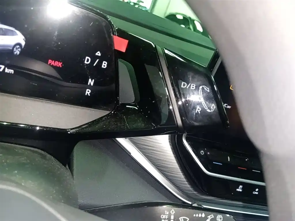 Volkswagen ID.4 CROZZ 2022 Standard Range PURE Edition фото 14