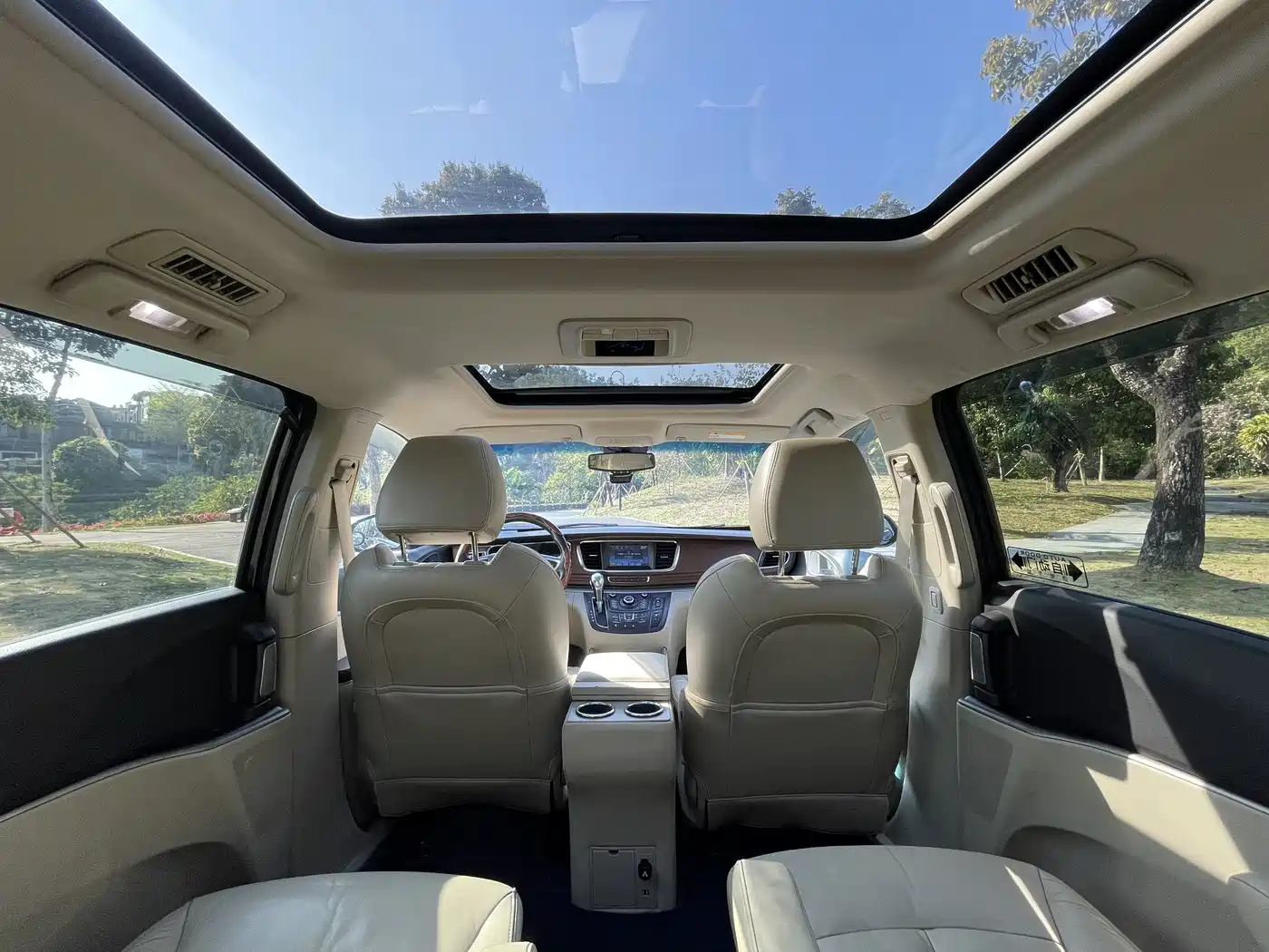 Buick GL8 2014 2.4L LT Luxury Business Executive фото 6