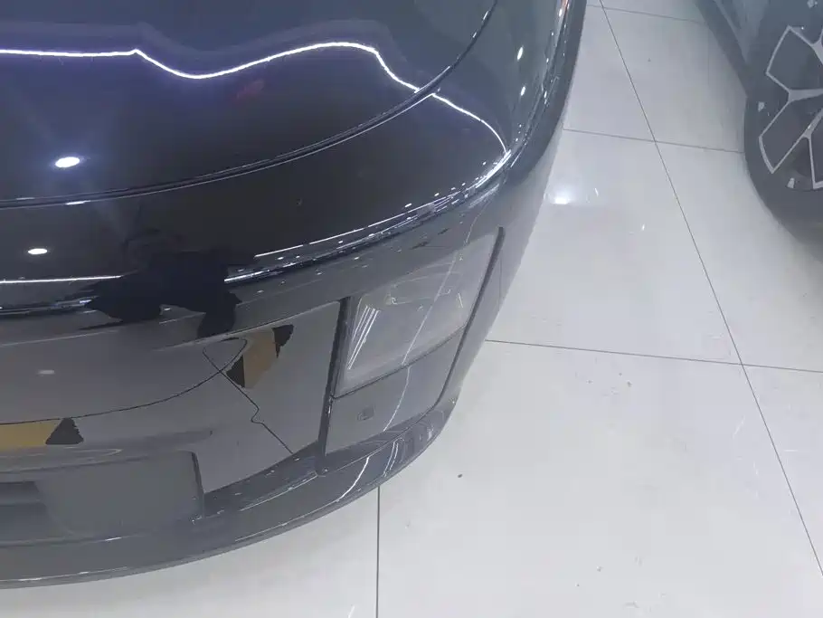 Li Auto i6 2026 2025 4WD Base Model