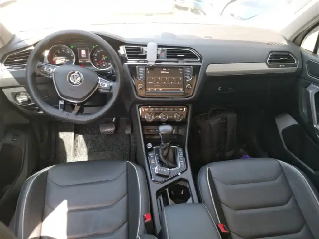 Volkswagen Tiguan L 2017 330TSI Automatic 2WD Flagship Edition фото 10