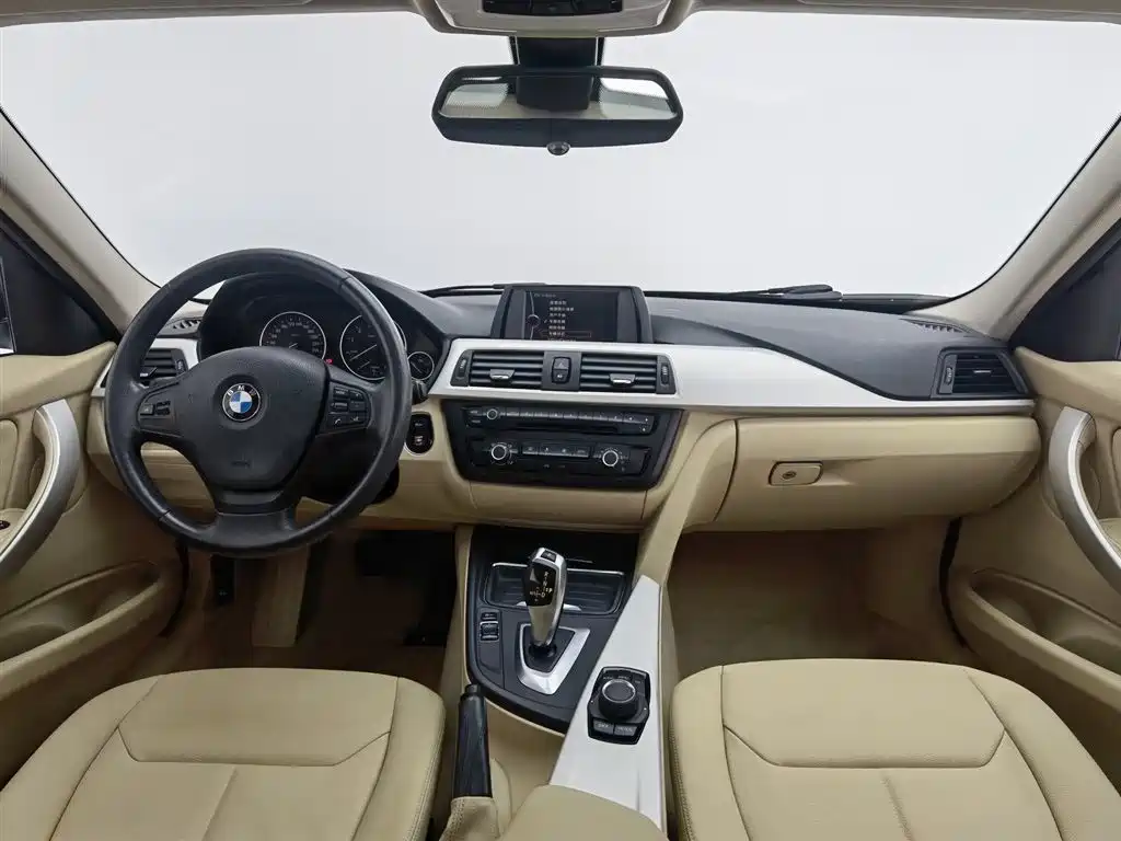 BMW 3 Series 2013 316i Progressive фото 5