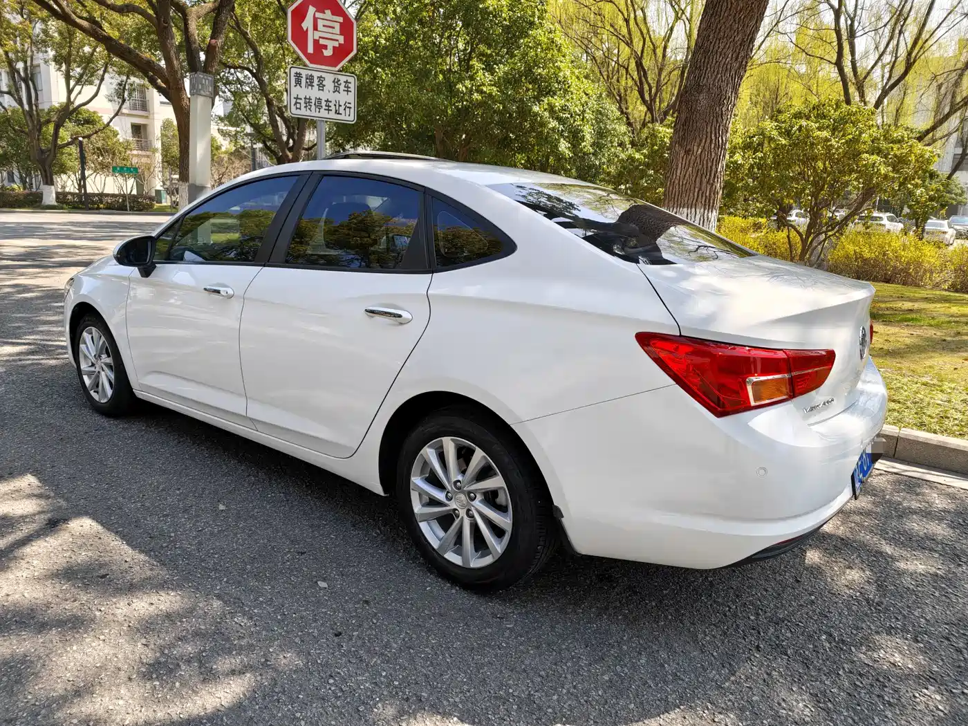 Buick Verano 2015 Sedan 15S Automatic Leading фото 6