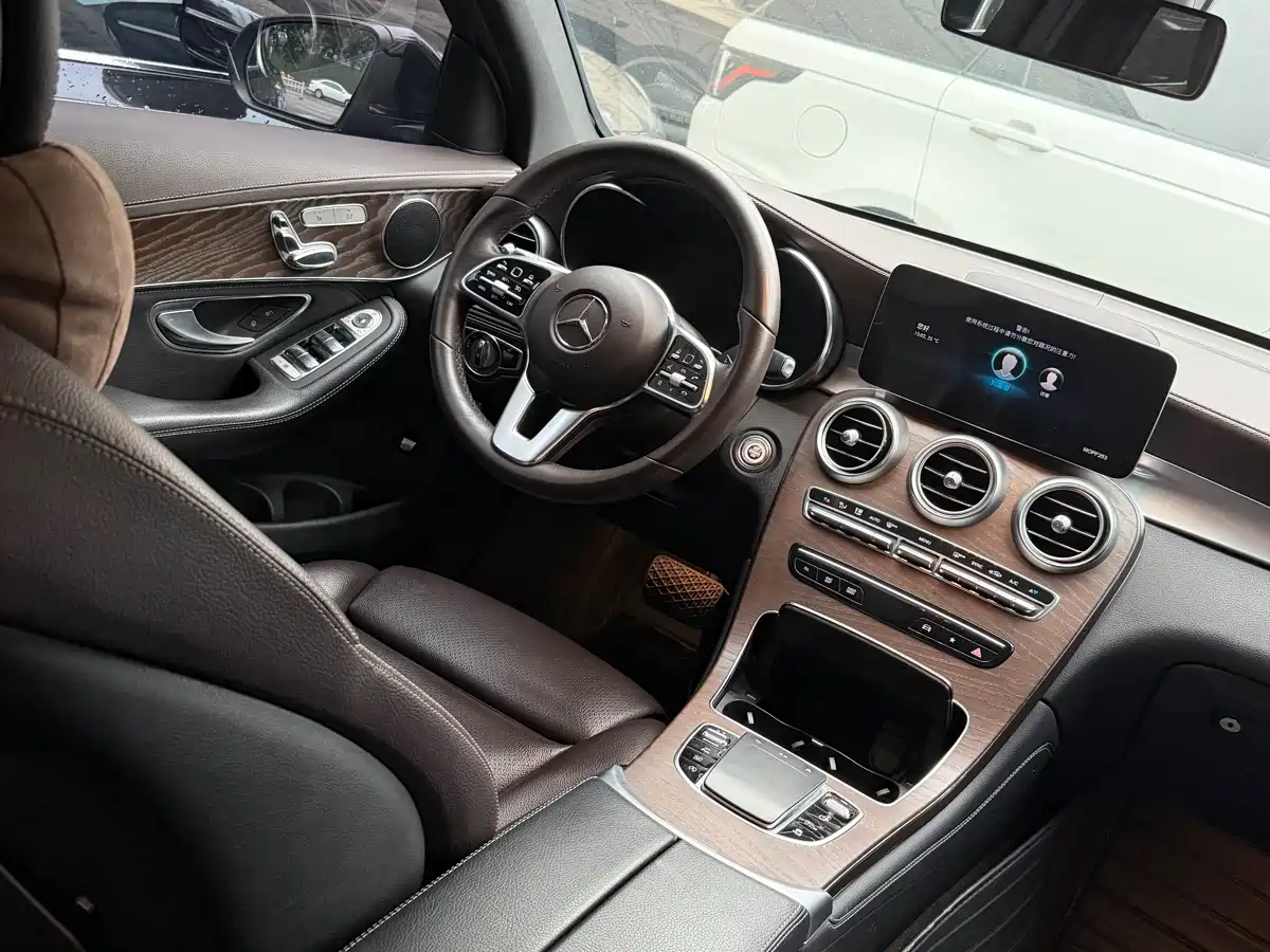 Mercedes-Benz GLC 2020 GLC 260 L 4MATIC Luxury фото 23