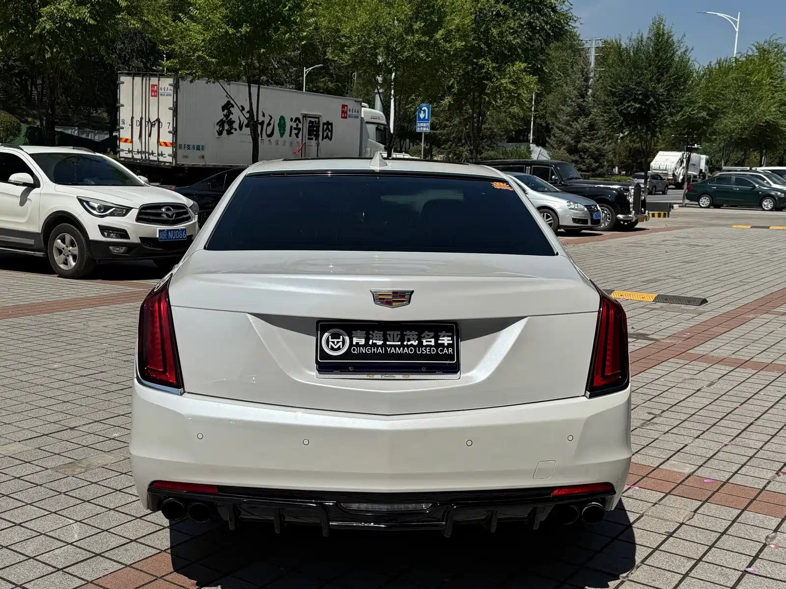 Фото 15 - Cadillac CT6