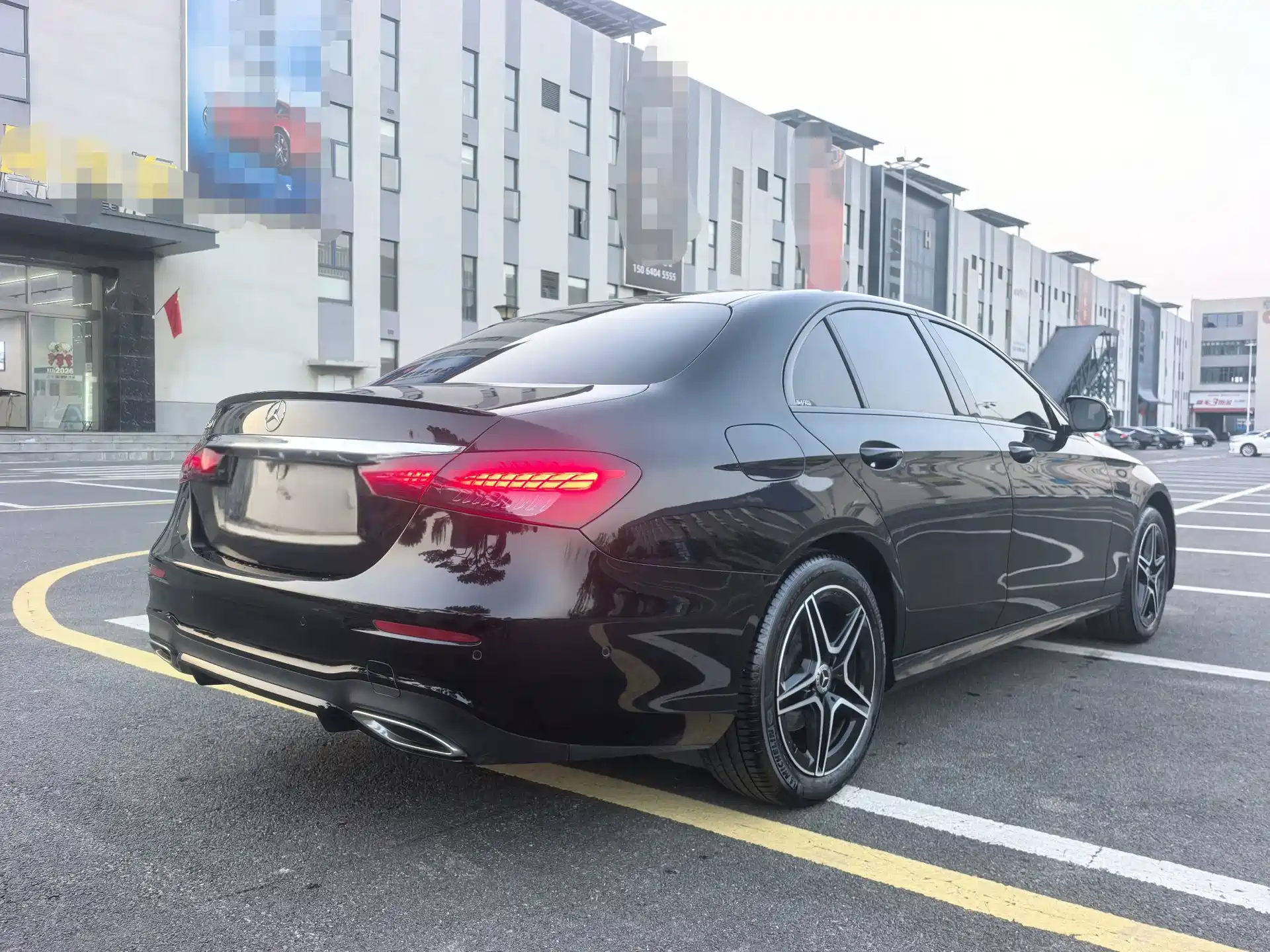 Фото 4 - Mercedes-Benz E-Class (Import)