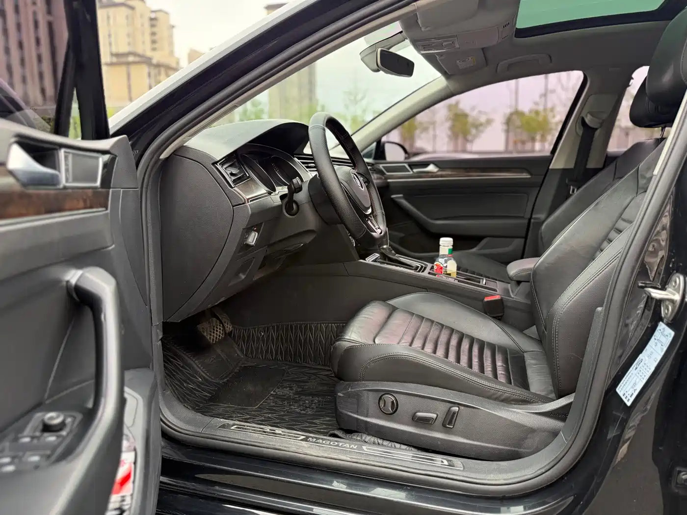 Volkswagen Magotan 2019 330TSI DSG Luxury Class China VI фото 7