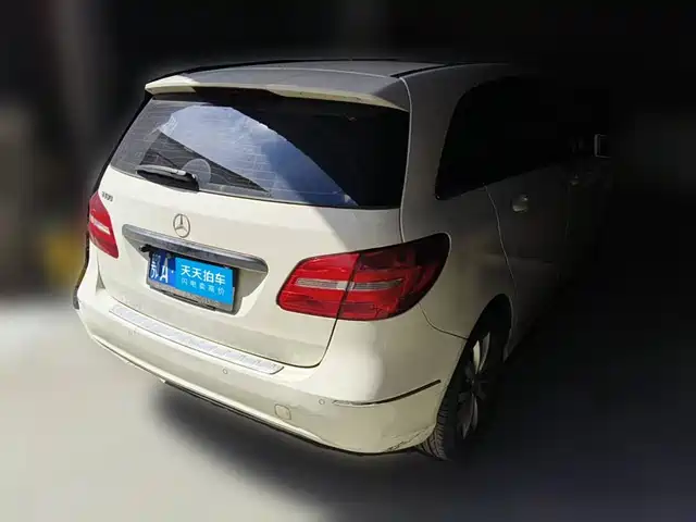 Mercedes-Benz B-Class 2012 B 180 — фото 2
