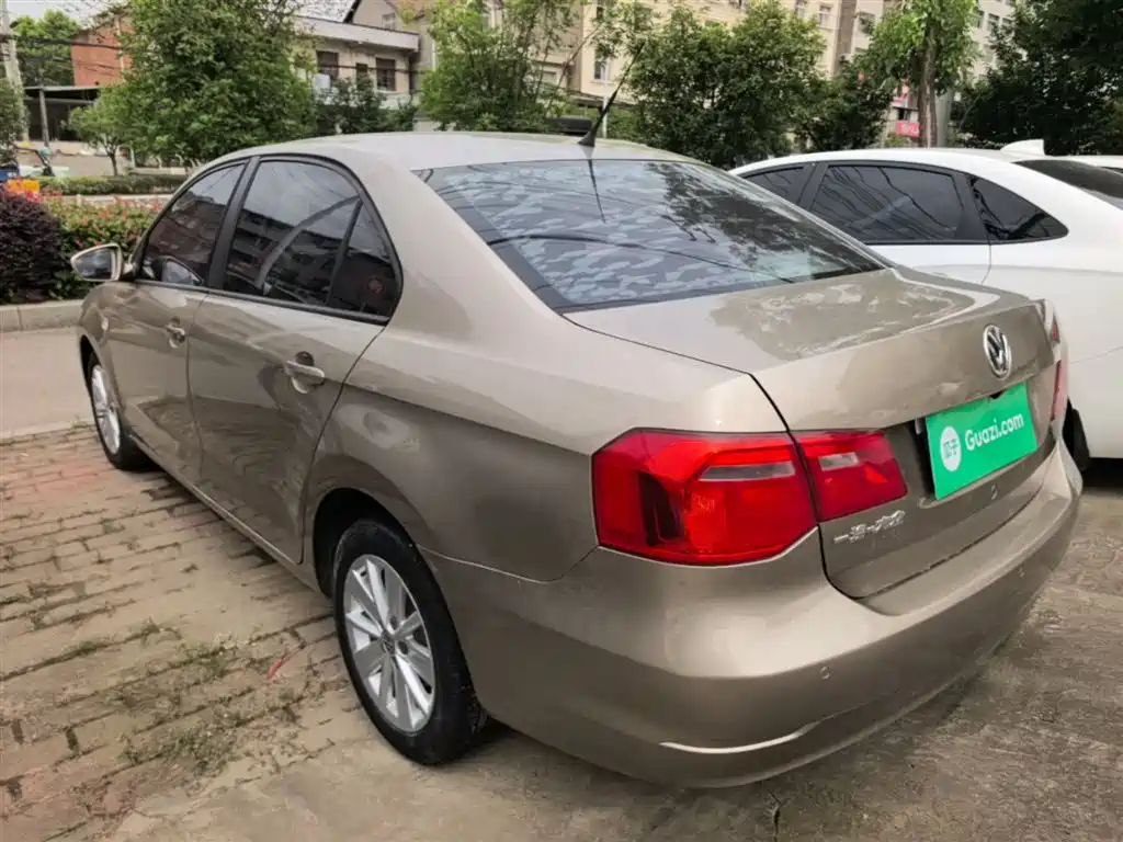 Volkswagen Jetta 2015 Value Edition 1.6L Automatic Comfort фото 5