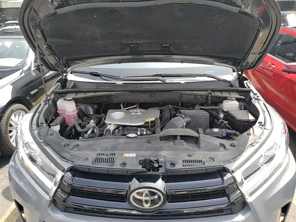 Toyota Highlander 2021 2.0T FWD Luxury 7-Seater фото 20